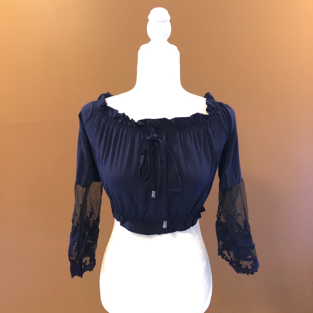 Navy blue crop top with lace sleeves